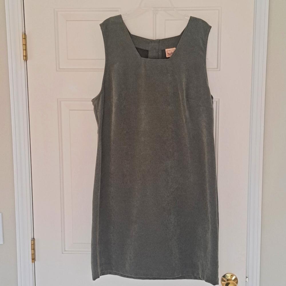 Woolrich Vintage olive green Classic Sleeveless jumper dress. Size L.